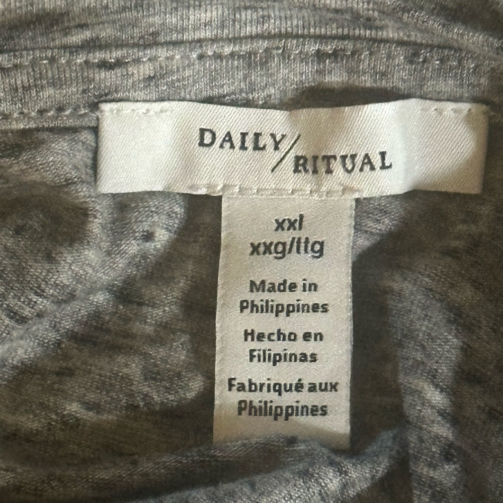 Daily Ritual Heather Gray Short Sleeve Tee - Picture 3 of 4